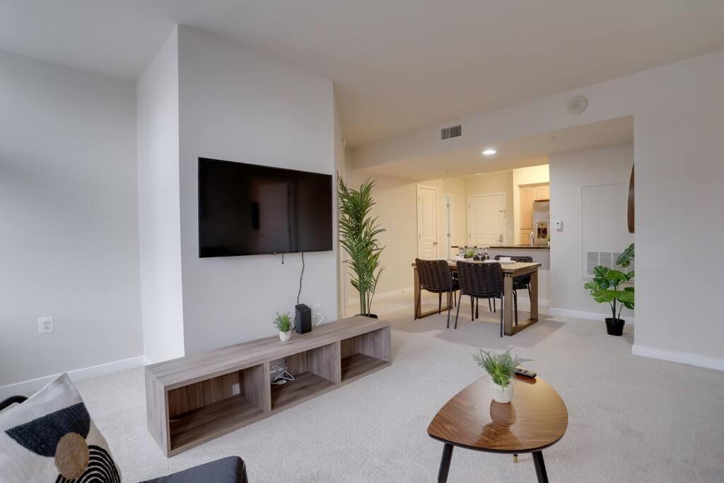 Bright And Cozy Apartment Near Pentagon City Arlington Exterior foto
